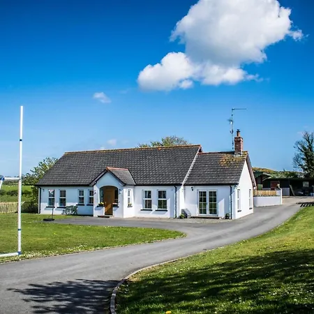 The Heights & Hollows Farmhouse, Saul, Downpatrick, Sleeps 14 Exterior photo