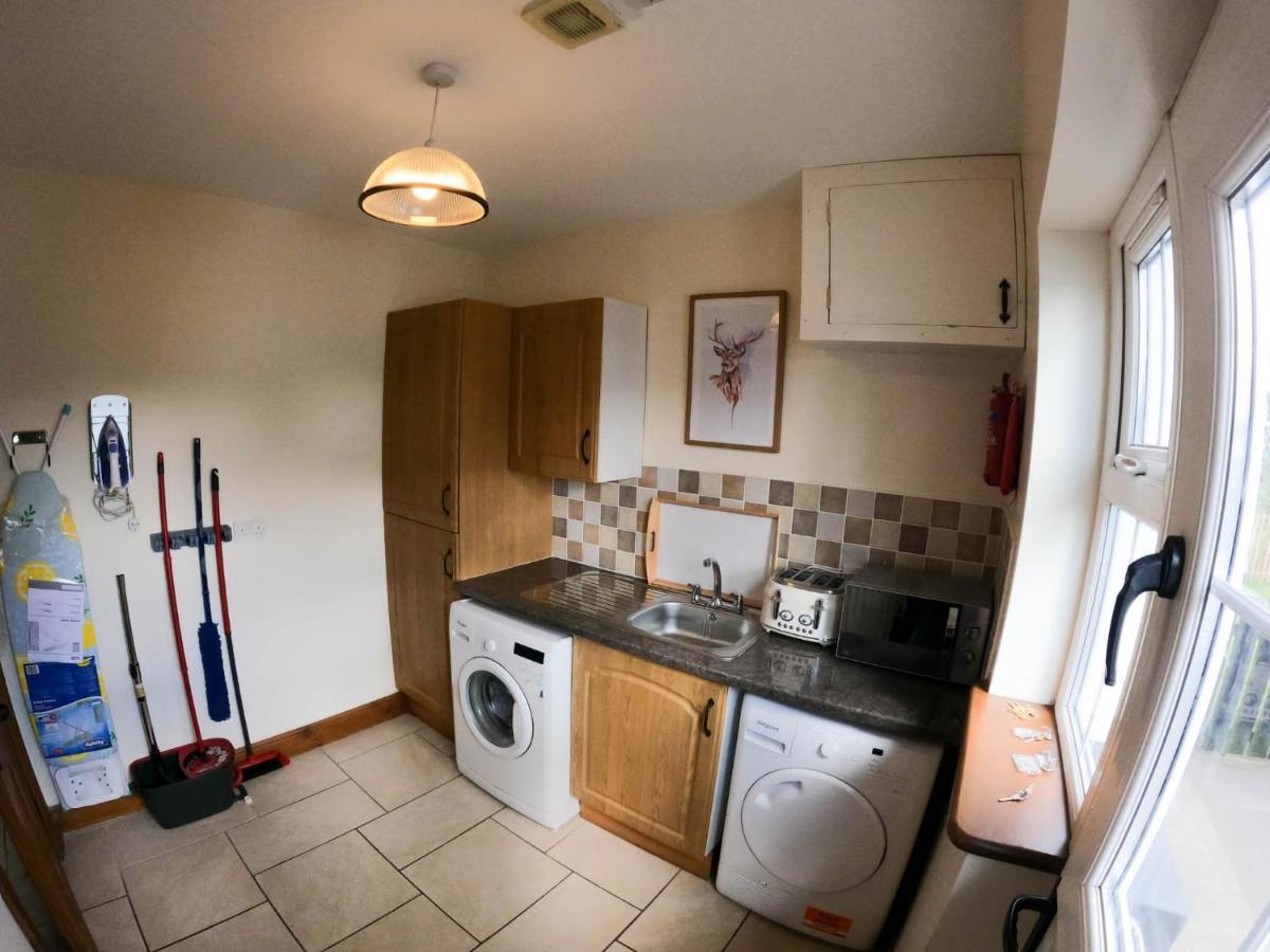 Holiday home The Heights & Hollows Farmhouse, Saul, Downpatrick, Sleeps 14 Downpatrick
